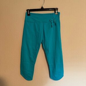 Teal Capri Leggings